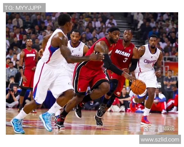 运动视角下的NBA年轻球员成长：乔什·米诺特如何提升篮球智商与战术适应、外线投射与防守全面性